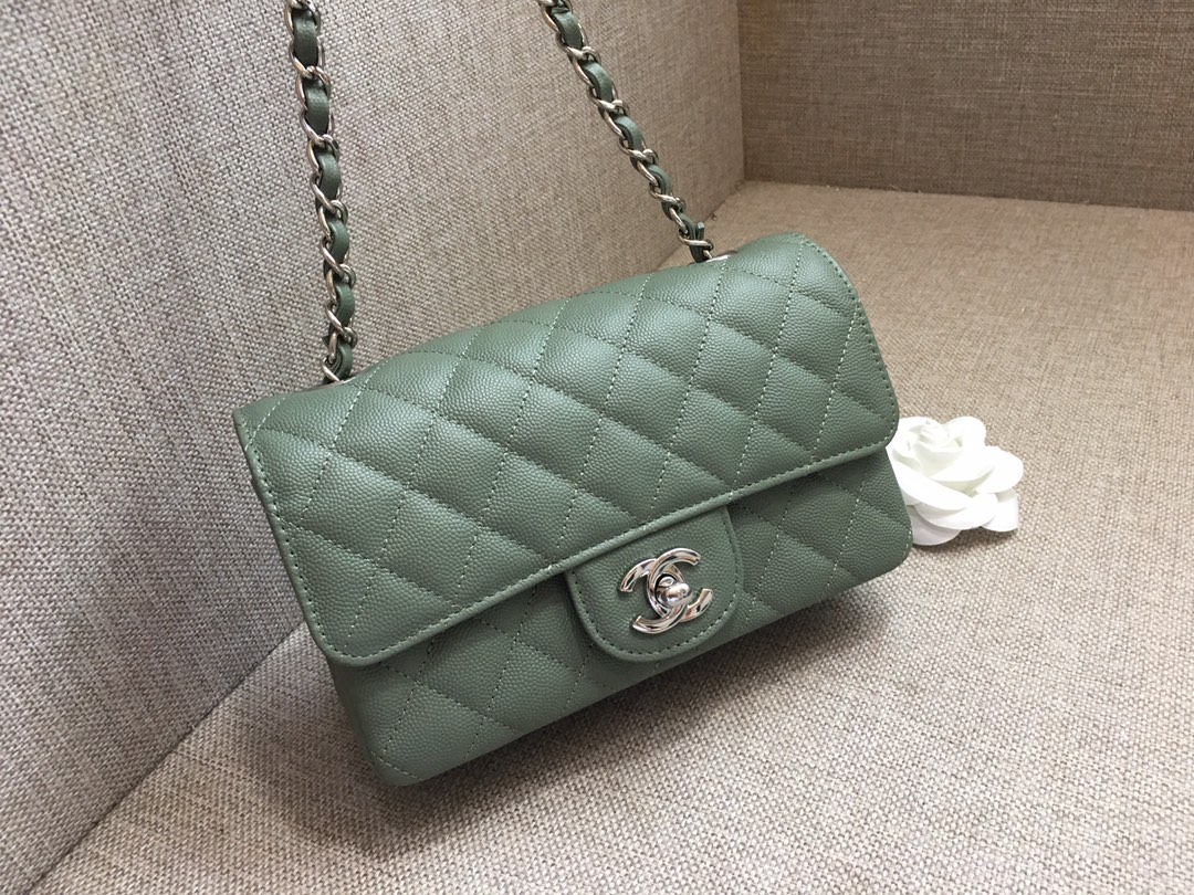 Small Classic Flap Caviar Bag A01116 Dark Green/Silver